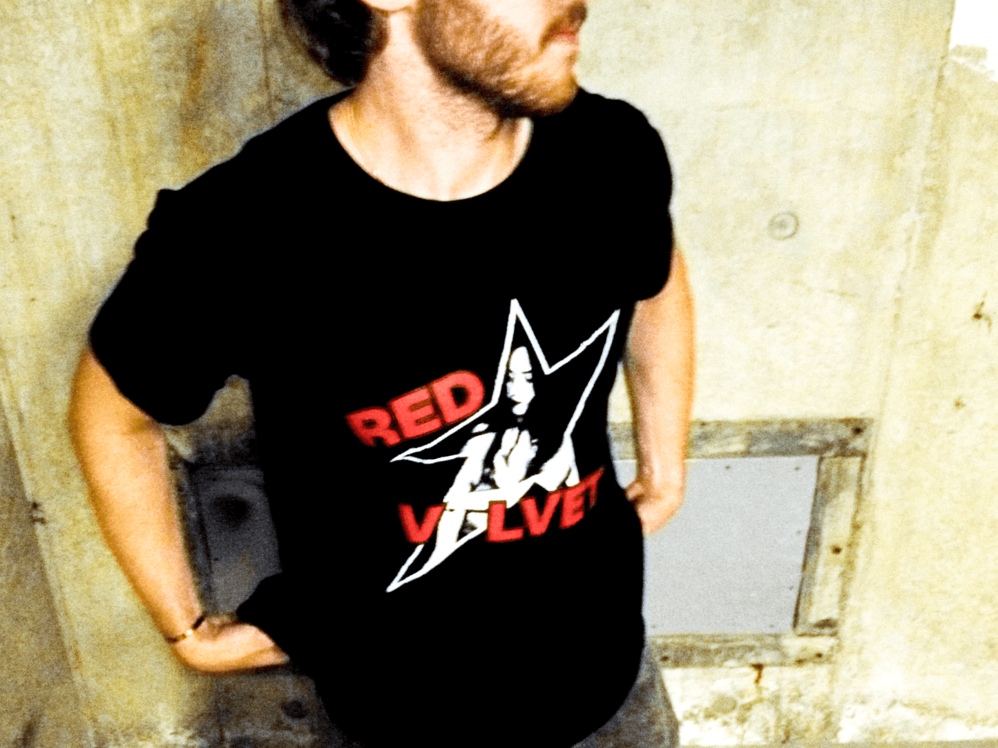 RED VELVET STAR TEE - Philip McHale